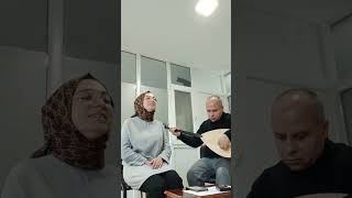 Bülbül Havalanmış Yüksekten Uçar - Esma Asi̇