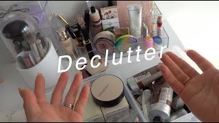 Minimalist make up collection & declutter with me