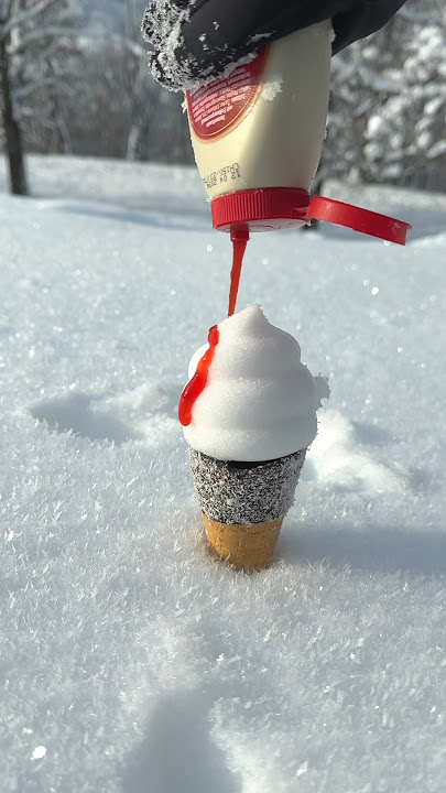 Would you eat this?! ☃️ #satisfying #snow #holidayswithshorts #food #recipe #asmr #icecream