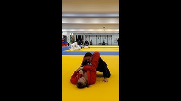 Grappling Submissions - Triangle Choke from Guard by Hwa Rang Do® Grandmaster Taejoon Lee
