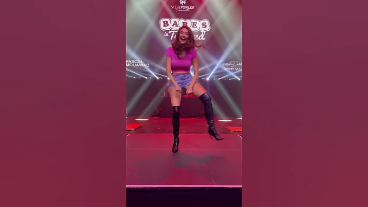 Funkytownnnn #tallgirl #model #rachelpizzolato #dance #shorts