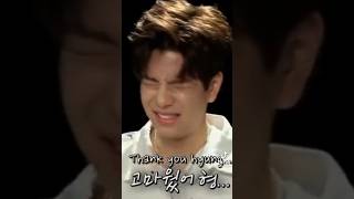 Remembering how Seungmin cried really hard when Lee Know got eliminated 😭 #straykids Resimi