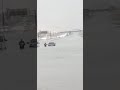 غرق طريق الخبر الضاحية بعد هطول أمطار غزيرة على المنطقة الشرقية جعل امطار خير وبركه