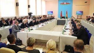 Лукашенко на совещании в Орше указал на системные недоработки по развитию района