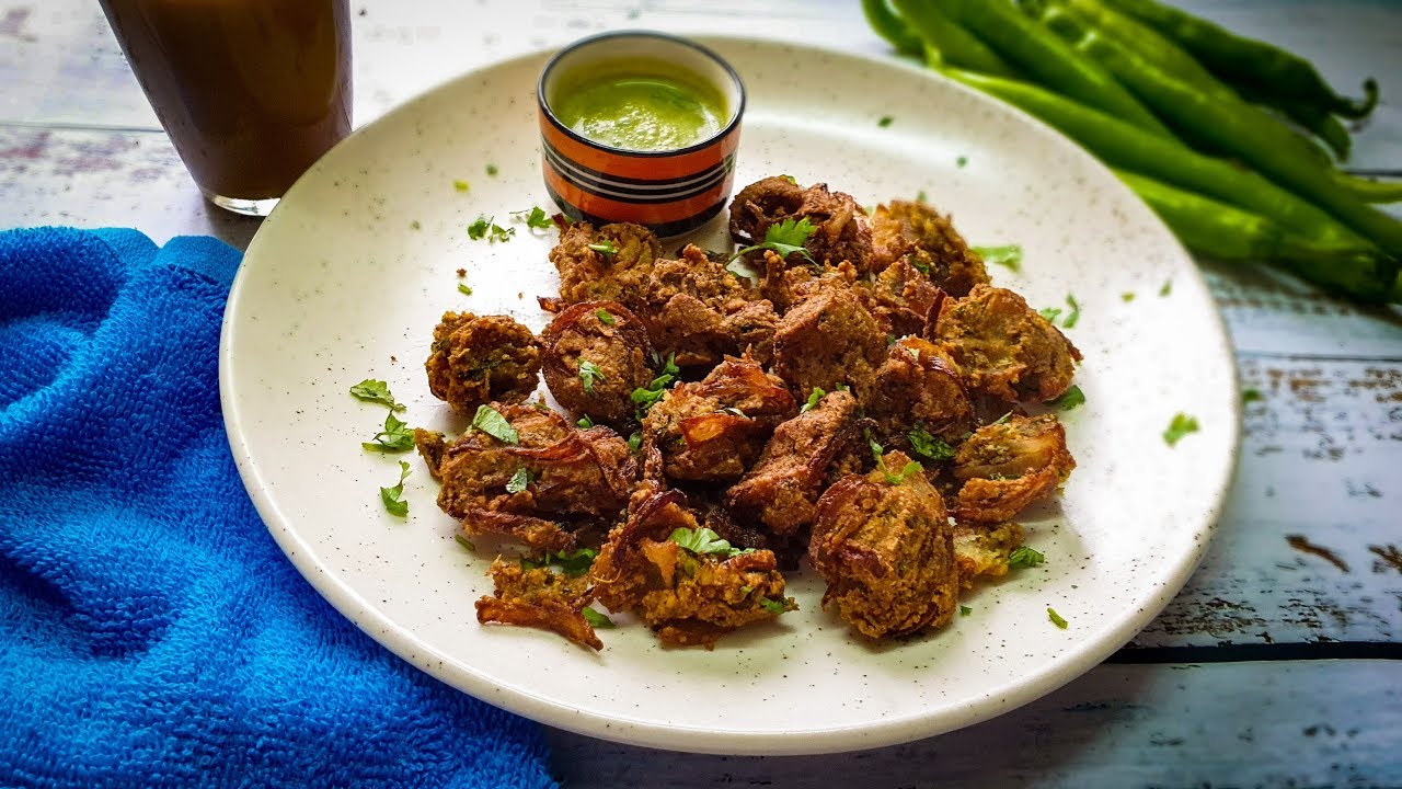 Keto Onion Pakoda/Pakora Fritters Onion Bhajia (Eggless) Monsoon