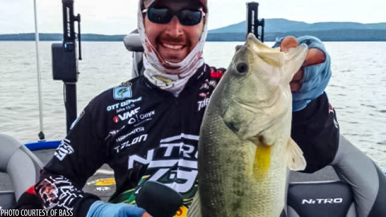 Catch 5 Minute Bass Limit - Ott Defoe Fishing Secrets