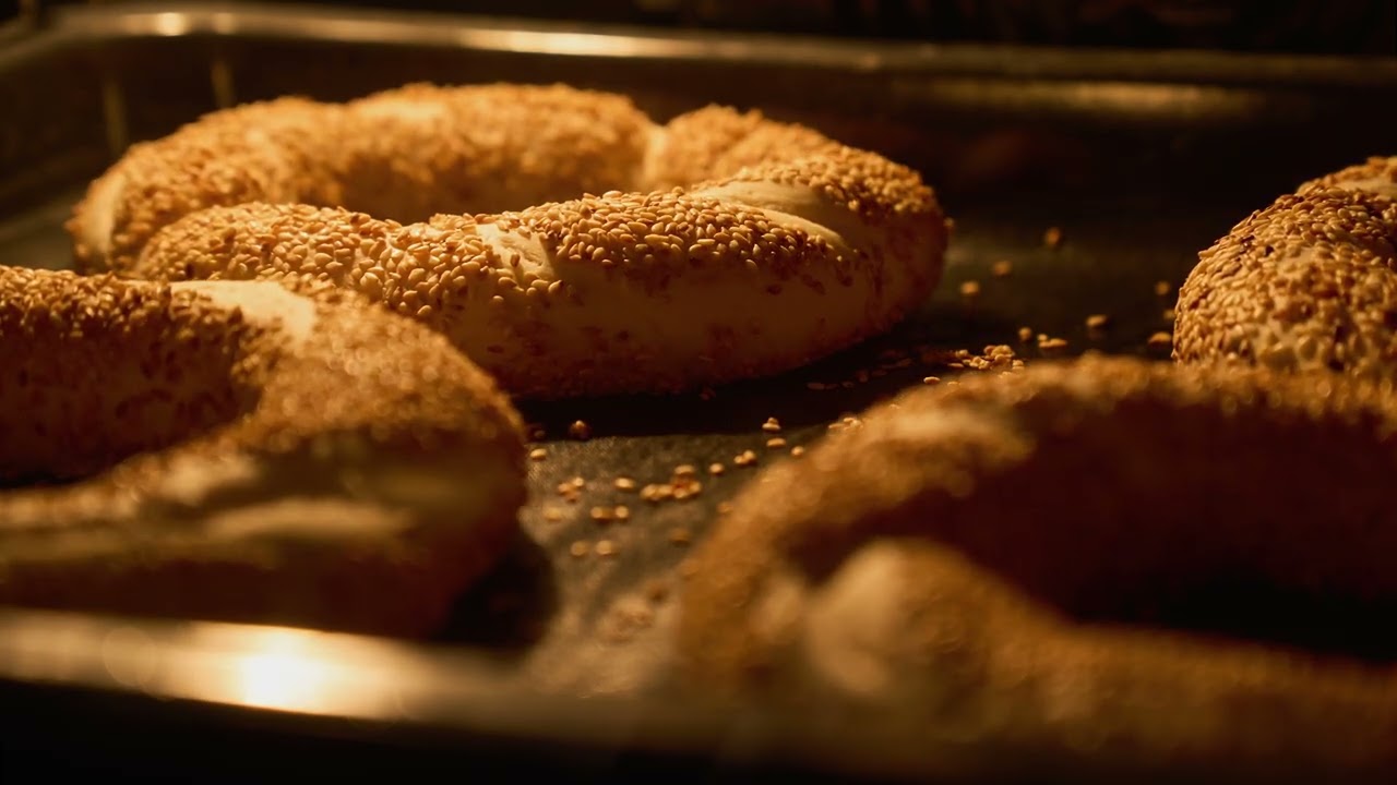 Sunrise Bagels: Oradell's Favorite Morning Stop for Fresh, Hand-Rolled Bagels!