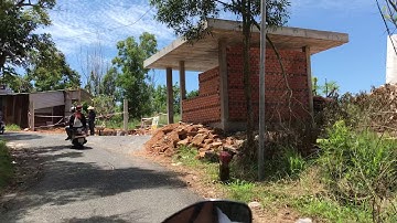 Tôi muốn tắt nắng đi, cho màu đừng nhạt mất...