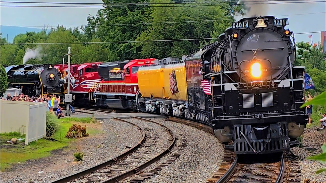 ビッグベアーです Big Boy 4014 Returns to the Rails! Final Meet with Reading 2102