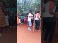 Animation dans un petit village de lest cameroun