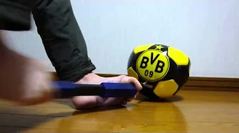 Pump Up A Soccer Ball no Hands