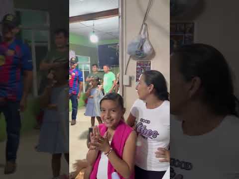 El día de ayer fue nuestro cumpleaños y de verdad muchas gracias por la sorpresa