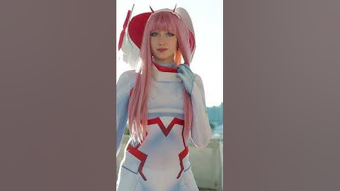 💖STUNNING Zero Two Darling in the Franxx Cosplay💖 spottef at Romics 🤩