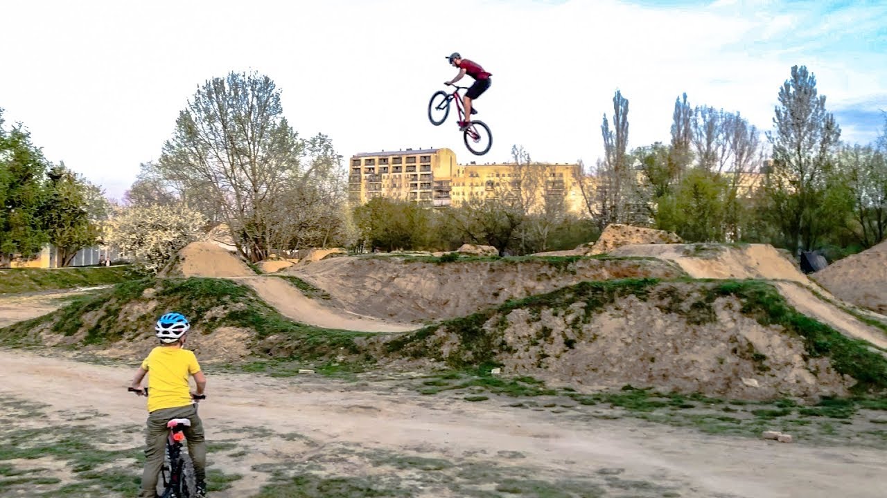 46 kmh na transfer Niedziela na Bikepark Kazoora