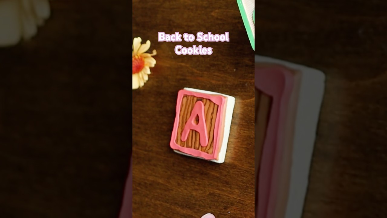 Click to watch the full back to school cookie video! #backtoschool #cookiedecorating
