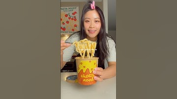 Trying my homemade *cheesy* instant noodles! 🧀🍼🍜