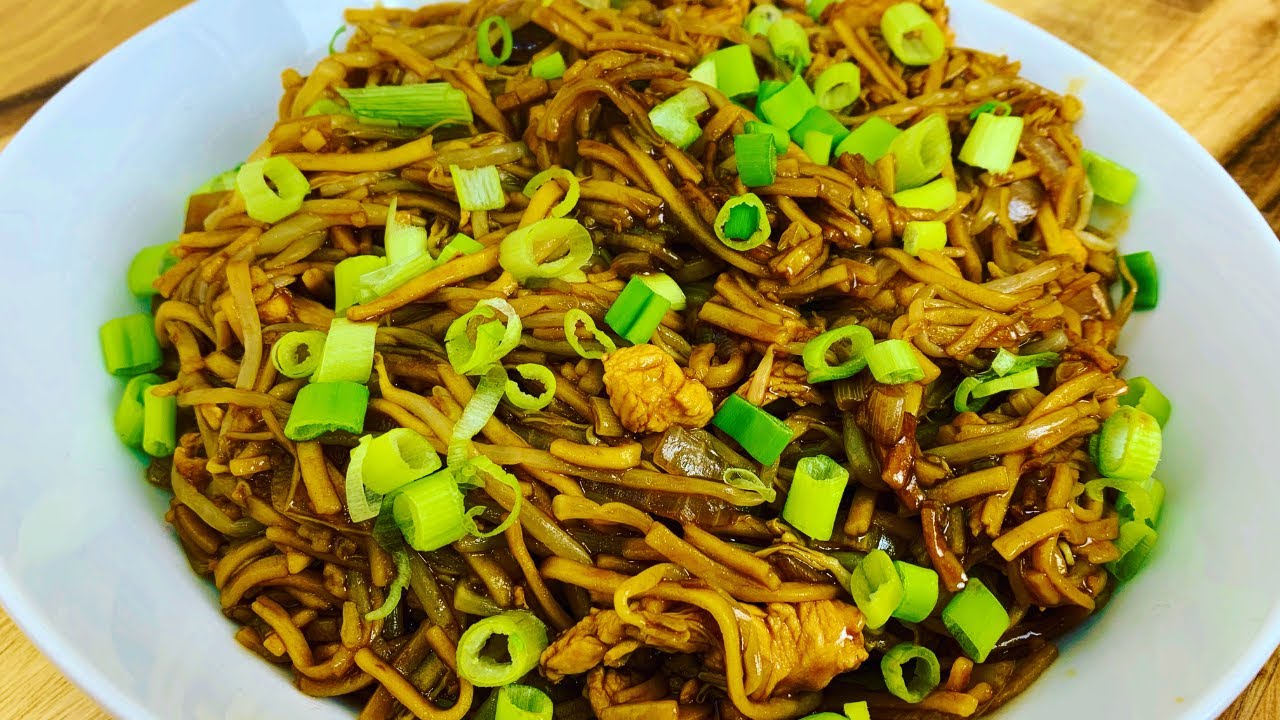 HOW TO MAKE CHICKEN CHOW MEIN CHICKEN WITH BEANSPROUTS AND NOODLES