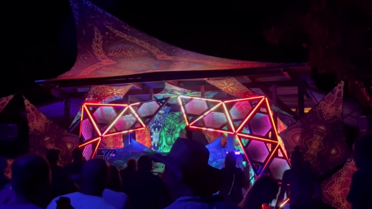 Liora | Kyiv. Groovy, Funky, Powerful and Happy Psytrance Music 😈 #fyp #rave #psytrance #nightlife
