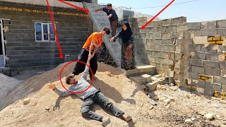 Download Lagu A bitter incident for Hossein Kargar Mirza Ali and Pari: The fight between the master and the worker MP3 Download Lagu A bitter incident for Hossein Kargar Mirza Ali and Pari: The fight between the master and the worker MP3