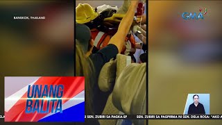 Eroplano ng Singapore Airlines, nag-emergency landing dahil sa naranasang... | Unang Balita