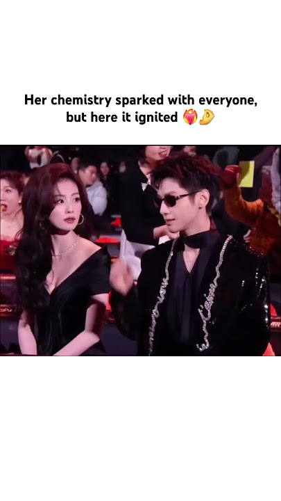 Bailu and Luo yunxi interaction in Weibo night 2025 #bailu #luoyunxi #cdrama #weibonight#2025#shorts