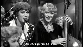 Marilyn Monroe - Some Like It Hot /  Running Wild - Certains l'aiment chaud (Lyrics)