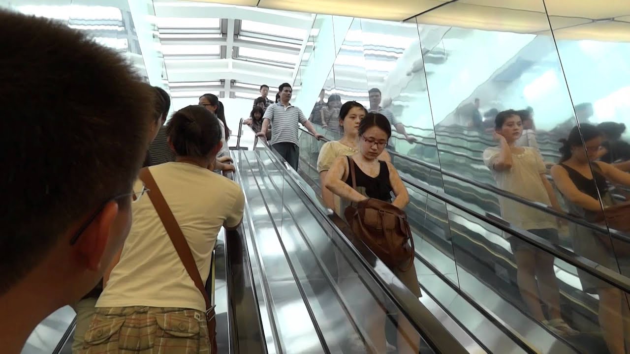 Tallest Building in China tour - July 2011 - Shanghai World Financial Center
