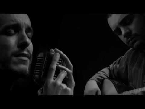 Cem Adrian - Uzun İnce Bir Yoldayım (Live)