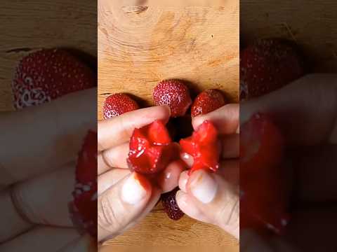 Strawberry cutting skills
