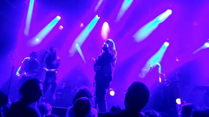 Mark Lanegan & Shelley Brien - Hit the City [Live ...