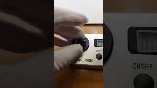 Testing 22 CTS amethyst on a refractometer www.puritygems.etsy.com