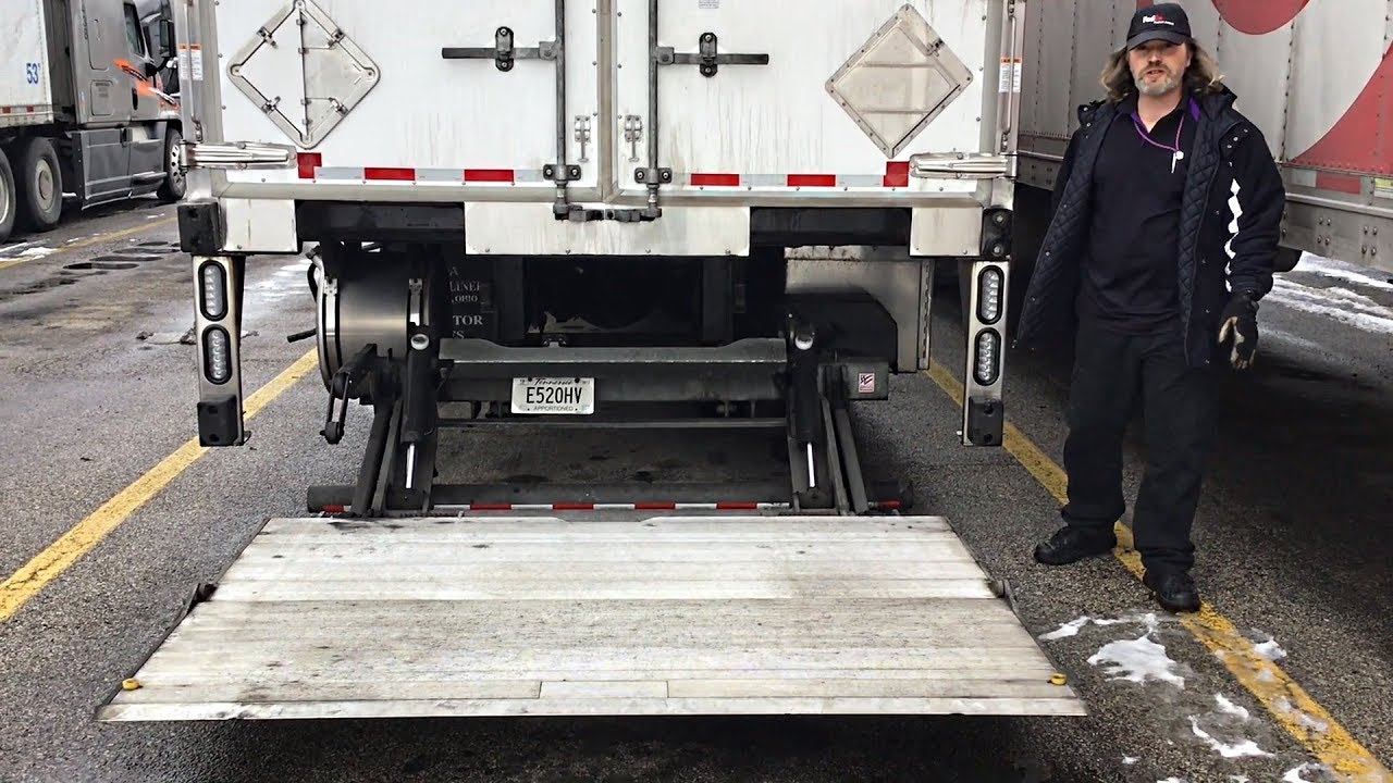 Freightliner Cascadia White Glove Liftgate Tutorial FedEx Custom Critical E25 YouTube