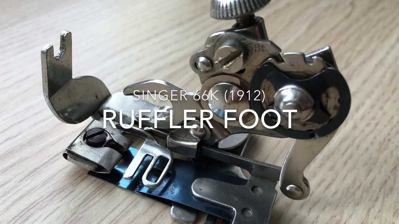 Лапка Для Складок (рюш). Original vintage Singer Ruffler Attachment.