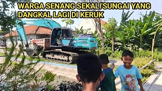 Download Lagu WARGA SENANG SEKALI'SUNGAI YANG DANGKAL LAGI DI KERUK ALAT BERAT MP3 Download Lagu WARGA SENANG SEKALI'SUNGAI YANG DANGKAL LAGI DI KERUK ALAT BERAT MP3