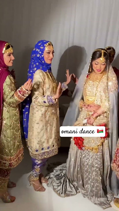 Dance Omani Dance 💃🏼 #fashion #omani #dance