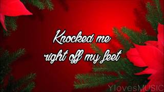 Kelly Clarkson - Underneath The Tree (Lyrics)