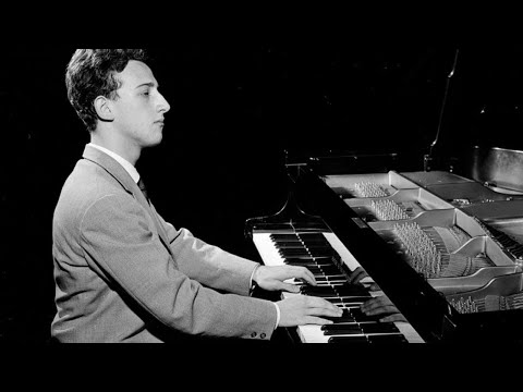 Видео: Maurizio Pollini plays Chopin Piano Concerto no. 1 – live 1960