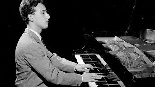 Maurizio Pollini plays Chopin Piano Concerto no. 1 - live 1960