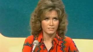 Match Game 76 (Episode 751) (Family Feud Announcement!) (GOLD STAR) screenshot 5