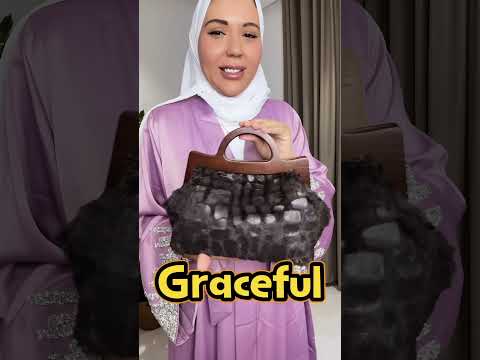 اشيك عباية تلبسيها  