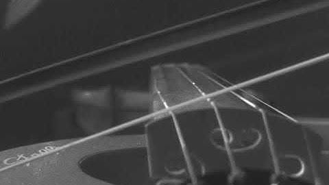 Bowed violin string in slow motion