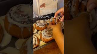 Cinnamon rolls ( pãozinho de canela)