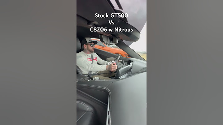 Corvette Z06 vs Ford Shelby GT500