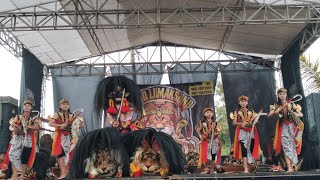 BARONGAN SINGO LUMAKSONO - Atraksi Perang Barongan