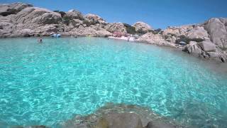 Cala Coticcio Caprera (Arcipelago di La Maddalena) dallo scoglio centrale