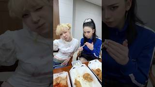It's time to mukbang #aespa  #KARINA #카리나 #WINTER #윈터 #Switchblade #aespaSwitchblade #LEMONADE