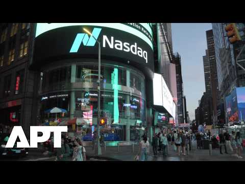 Wall Street Slips as Chipmaker Losses Offset Mixed Bank Earnings | APT