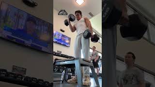 Darius dobre hitting the gym 💪🏽