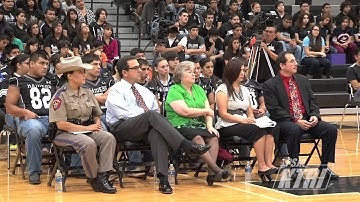 NO TEXTING AND DRIVING " IT CAN WAIT"