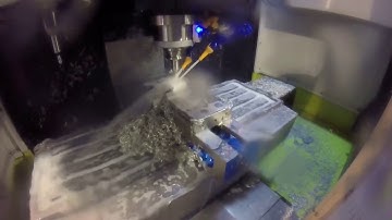 SYIL 7 Series, A Powerful Small CNC Mill